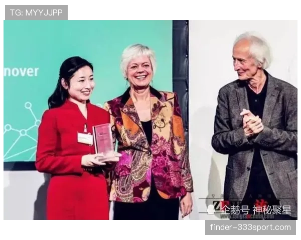 朱雪莹穿得像学生会主席,真没想到她赛场外还有这么一套生活风格! 朱雪莹穿得像学生会主席,真没想到她赛场外还有这么一套生活风格!
